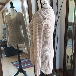 Hi-lo Bongo loose weave sweater